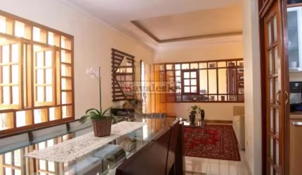 Casa com 3 quartos à venda na Rua Inhamuns, --, Vila Prudente, São Paulo, 220 m2 por R$ 1.065.000