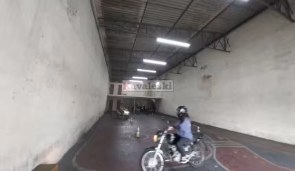 GALPÃO NA VIA ANCHIETA PRÓXIMO AO TREVO.