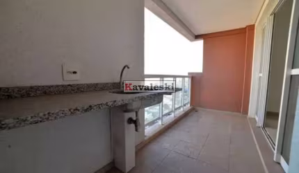 Apartamento no Metro Sacoma com Varanda Gurmet. !!!!