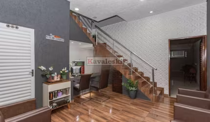 ** Lindo sobrado residencial e comercial a venda no bairro do Ipiranga.