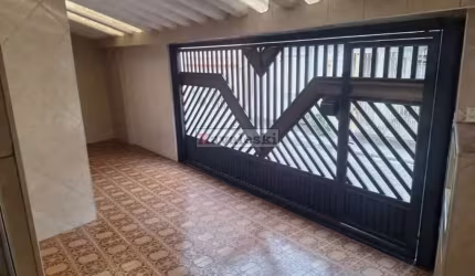 Linda Casa Térrea , está vaga - 3 dormitórios , quintal , depósito , 2 vagas /Oportunidade excelente