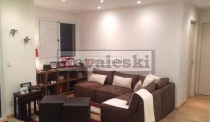 Apartamento ao lado do Metrô - 2 dormitórios 1 suite 2 vagas de garagem / 82 metros / Lazer