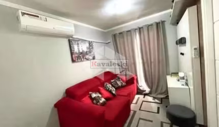 Apartamento reformado com 2 dormitórios 1 vaga de garagem / Metrô Sacomã