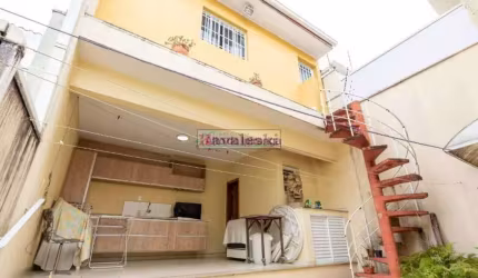 VENDO SOBRADO VILA GUMERCINDO 229 M²