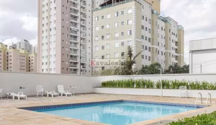 ** Imóvel Reformado e a venda no bairro (Vila das Mercês).