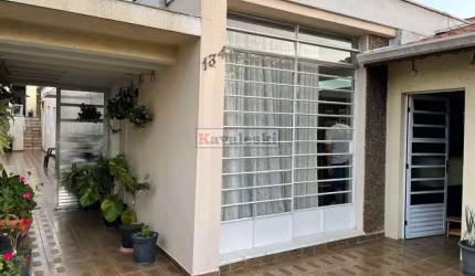 SOBRADO /COM PISCINA/ JD. DA SAÚDE/ PRÓX. AO METRÔ- 3 dormitórios 1 suite 3 vagas - Impecável