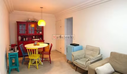 Imperdível !!! Apartamento com 2 dormitórios 1 vaga - 61 metros- Somente 300 MIl