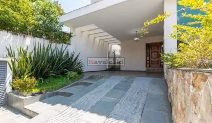 Sobrado com 4 dormitórios sendo 2 Suites - 4 vagas Jardim da Gloria
