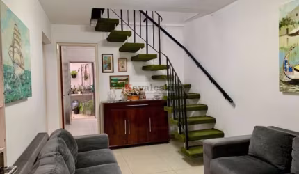 Sobrado lindo 3 dormitórios 2 suites 2 vagas - Quintal / terraço - ÒTIMA OPORTUNIDADE