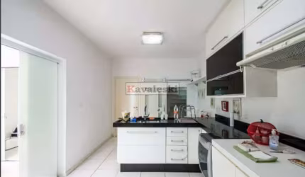 Casa à venda com 171m², 2 quartos e 2 vagas