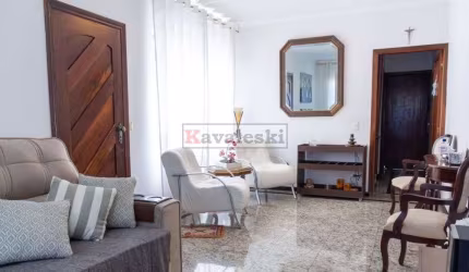Sobrado com 4 dorm e 180m, Saúde