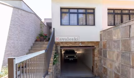 Sobrado à venda com 217m², 3 quartos e 5 vagas - Miolo do Jardim da Saúde