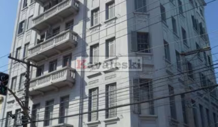 Lindo apto clássico, desocupado, uso residencial ou comercial, 84m2, todo reformado - prédio com res