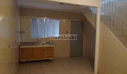 ** OPORTUNIDADE ** 2 CASAS NO MESMO TERRENO NA SAÚDE !!!