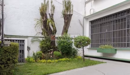>  SOBRADO IMPECÁVEL MIOLO DO IPIRANGA !!IDEAL PARA COMÉRCIO OU RESIDENCIA .