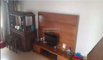 Sobrado com 3 Quartos e 2 banheiros à Venda, 150 m²