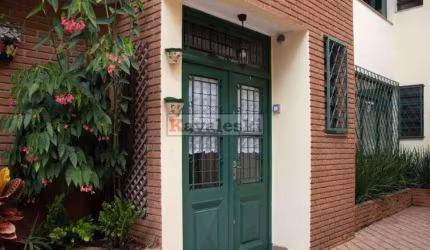 Sobrado 4 Quartos, 2 Suítes, 4 Vagas - Chácara Inglesa