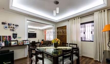 Casa à venda com 200m², 3 quartos e 5 vagas