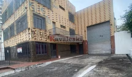 PRÉDIO COMERCIAL/   B. SAÚDE