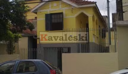 Casa Térrea pode ser uso Res ou Coml - reformada- 2 dormitórios 2 vagas - quintal  - Metrô próximo