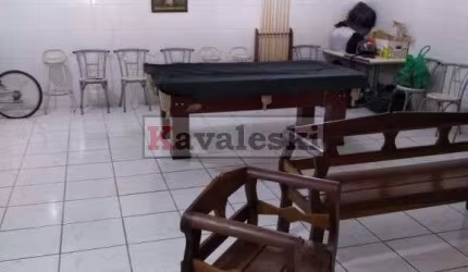 LINDO SOBRADO COM 280M2; COPA; QUARTO EMPREGADA; QUINTAL; 5 DORM; 6 VAGAS; 4 BANHEIROS