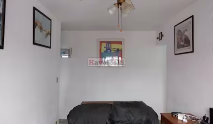 Apartamento c/2 dormitórios-Bairro  São João Clímaco