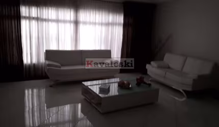 Sobrado com 3 dormitórios 1 suite 8 vagas - quintal grande 8x50 - Ac Permuta