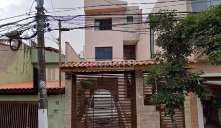 SOBRADO NA SAÚDE BEM LOCALIZADO !