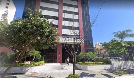 Sala - metrô Vila Mariana