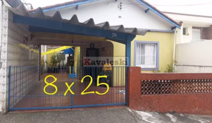 Casa Térrea a 500 mts do metrô Conceição - 5 vagas de garagem - quintal