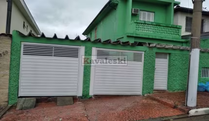 Sobrado com 5 Quartos e 2 banheiros e 250 m²