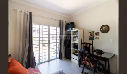 Casa à venda com 120m², 4 quartos e 2 vagas