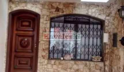 Sobrado miolo Ipiranga próx ao metrô 3 dormitórios 1 suite 1 vaga - quintal