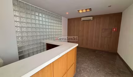 Prédio Comercial Vila das Mercês