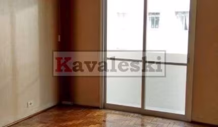 >   Apartamento miolo do Cambuci , venda rápida !! **
