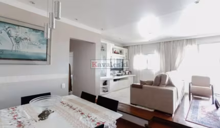Cobertura duplex à venda próximo à Praça da Árvore com 3 dormitórios sendo 2 suítes, por R$ 1.950.00