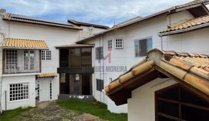 Excelente Casa para Alugar no Condomínio Portal da torre