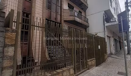 Cobertura para venda no Alto dos passos.