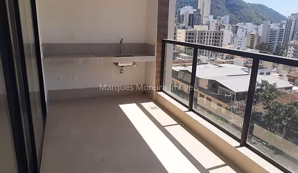 Residência Majestosa em Granbey: Apartamento de 4 Suítes, Elegância e Conforto Além da Imaginação'