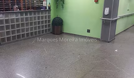 Excelente Sala Comercial de 42 m² - Sua Nova Sede de Sucesso!