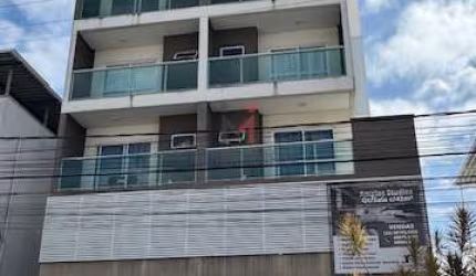 INVESTIMENTO IMPERDÍVEL! Quarto e Sala com Varanda e Garagem a 100m da UFJF!