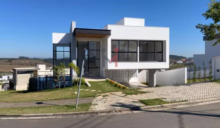 Casa de Luxo no Alphaville com 4 Suítes.