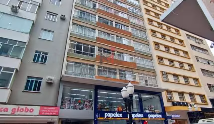 Apartamento de 3 quartos no Centro