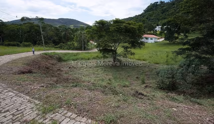 Exelente terreno no Condomínio Estrada Real