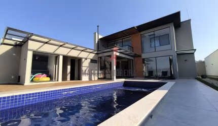 Casa dos Sonhos em Condomínio Fechado