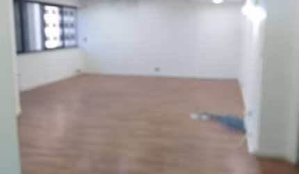 CONJUNTO COMERCIAL A VENDA E PARA LOCAÇÃO EM SP LIBERDADE