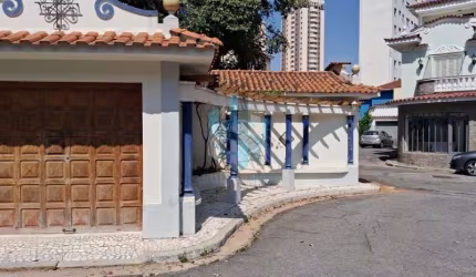 CASA A VENDA EM SP ACLIMAÇÃO