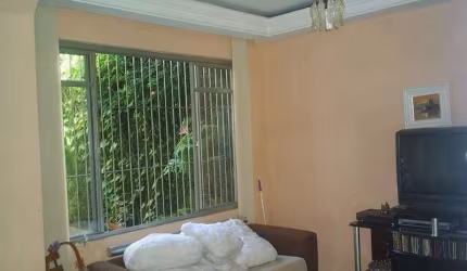 CASA A VENDA EM SP ITAQUERA