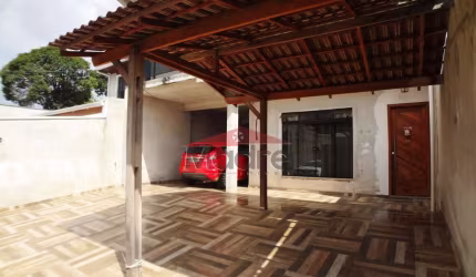 Casa com 5 quartos à venda na Rua Maria Tereza Princival, 126, Sítio Cercado, Curitiba, 160 m2 por R$ 908.000