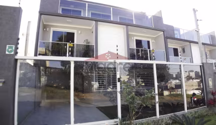 Casa com 3 quartos à venda na Rua Atílio Brunetti, 848, Capão Raso, Curitiba, 170 m2 por R$ 1.300.000